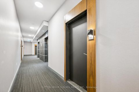 Photo 4 at 101 - 25 Neighbourhood Lane, Queensway, Toronto