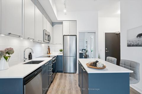 Photo 10 at 101 - 25 Neighbourhood Lane, Queensway, Toronto