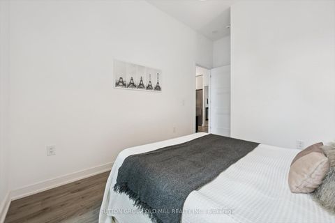 Photo 27 at 101 - 25 Neighbourhood Lane, Queensway, Toronto