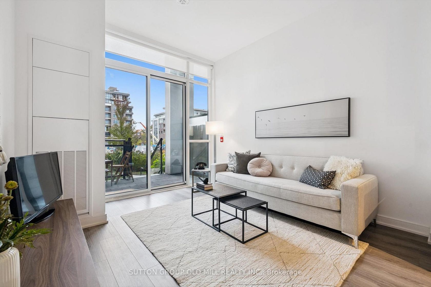 101 - 25 Neighbourhood Lane, Queensway, Toronto 