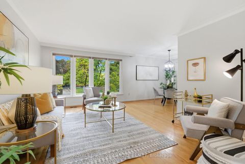 Photo 3 at 26 Royal Doulton Drive, Donalda, Toronto