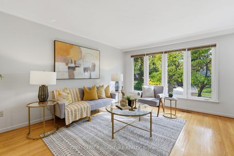 Photo 4 at 26 Royal Doulton Drive, Donalda, Toronto