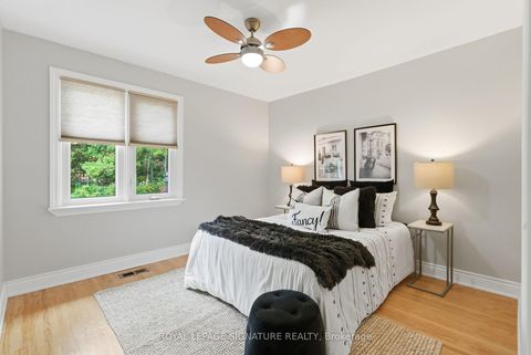 Photo 14 at 26 Royal Doulton Drive, Donalda, Toronto