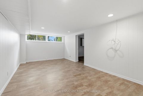 Photo 18 at 26 Royal Doulton Drive, Donalda, Toronto
