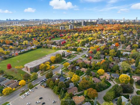 Photo 25 at 26 Royal Doulton Drive, Donalda, Toronto