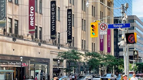 Photo 35 at 905 - 7 Carlton Street, Yonge Corridor, Toronto Photo 35 at 905 - 7 Carlton Street, Yonge Corridor, Toronto