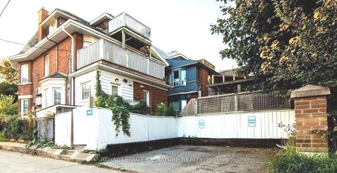 Photo 15 at 1 Maynard Avenue S, South Parkdale, Toronto