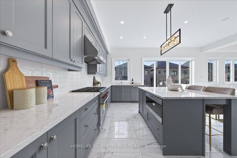 Photo 24 at 7 Tilden Street, Vellore Village, Vaughan