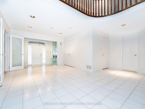 Photo 6 at 41 Montclair Road, Bayview Hill, Richmond Hill