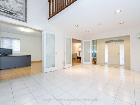 Photo 7 at 41 Montclair Road, Bayview Hill, Richmond Hill