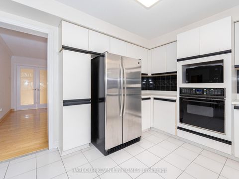 Photo 19 at 41 Montclair Road, Bayview Hill, Richmond Hill