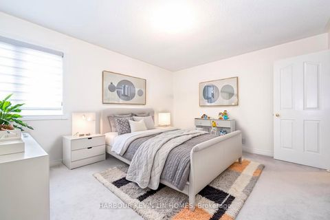 Photo 30 at 41 Montclair Road, Bayview Hill, Richmond Hill