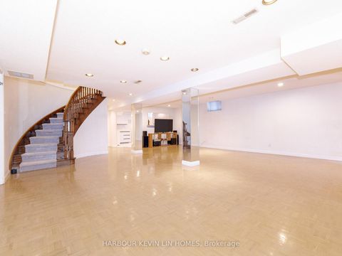 Photo 33 at 41 Montclair Road, Bayview Hill, Richmond Hill