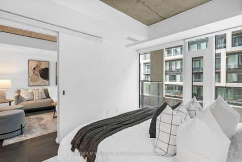 Photo 23 at 802 - 5 Soudan Avenue, Mount Pleasant West, Toronto