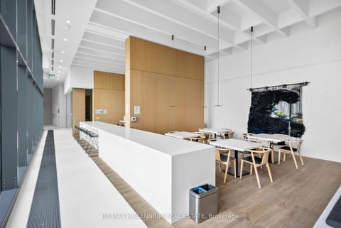 Photo 45 at 802 - 5 Soudan Avenue, Mount Pleasant West, Toronto