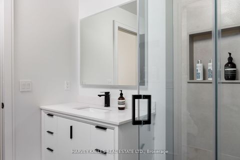 Photo 29 at 233 MacPherson Avenue, Casa Loma, Toronto Photo 29 at 233 MacPherson Avenue, Casa Loma, Toronto