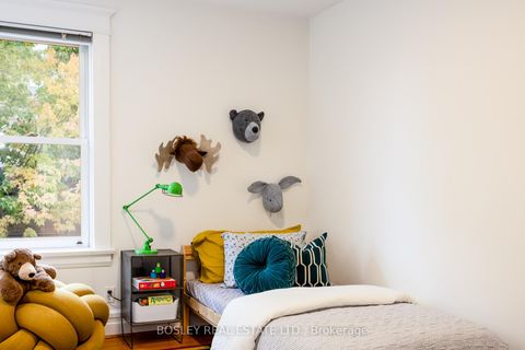 Photo 16 at 12 Coleridge Avenue, Lumsden, Toronto