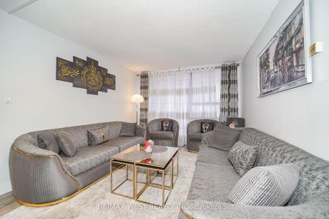 Photo 2 at 714 - 100 Wingarden Court, Malvern, Toronto
