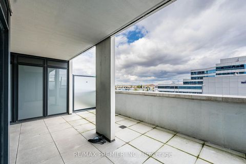 Photo 22 at 215 - 9000 Jane Street, Vellore Village, Vaughan