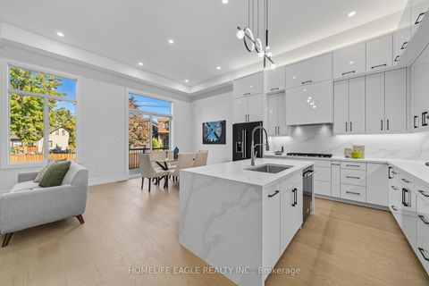 Photo 2 at 5 Atlee Avenue, Cliffside, Toronto