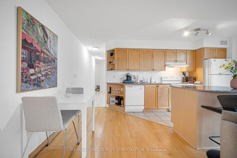 Photo 8 at 1609 - 231 Fort York Boulevard, Niagara, Toronto