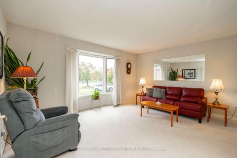 Photo 2 at 1992 Annecca Street, Alcona, Innisfil