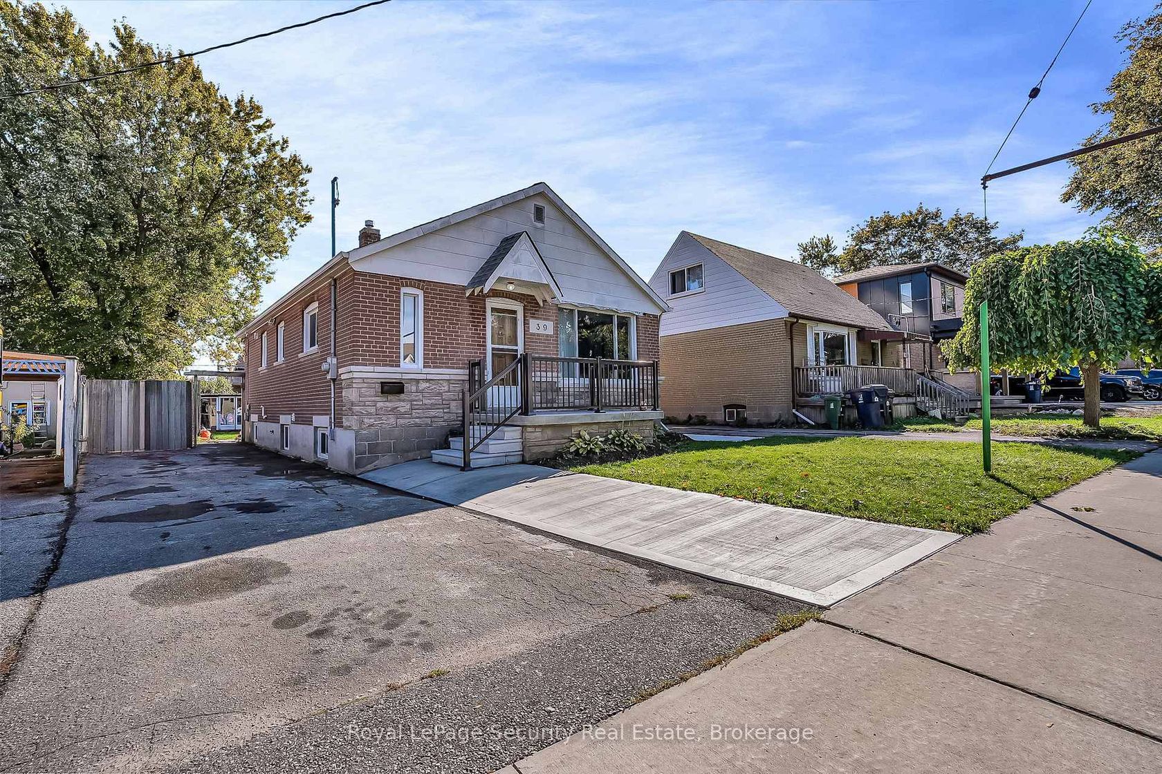 Photo 3 at 39 Boniface Avenue, Old Rexdale, Toronto Photo 3 at 39 Boniface Avenue, Old Rexdale, Toronto