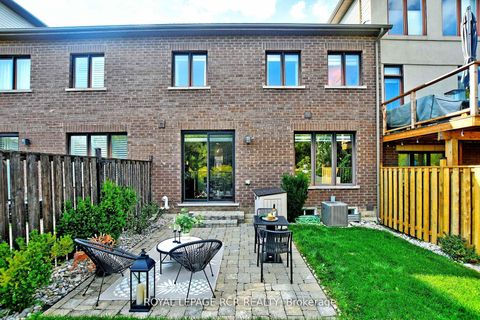 Photo 34 at 65 Anchusa Drive, Rural Richmond Hill, Richmond Hill