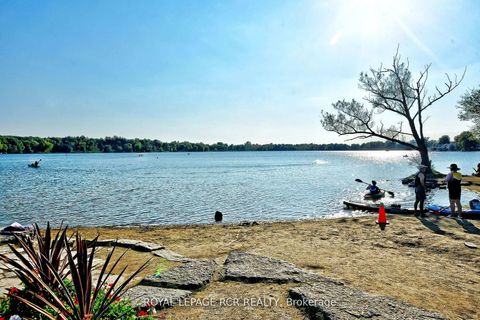 Photo 35 at 65 Anchusa Drive, Rural Richmond Hill, Richmond Hill