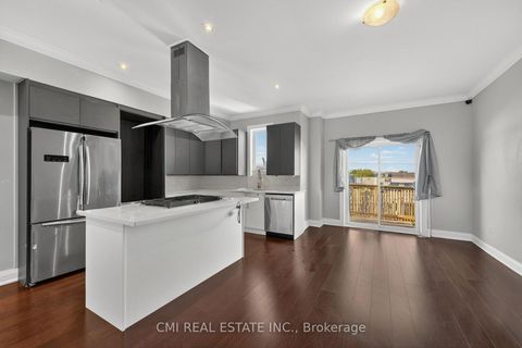 Photo 11 at 20 Jeavons Avenue, Birchmount, Toronto