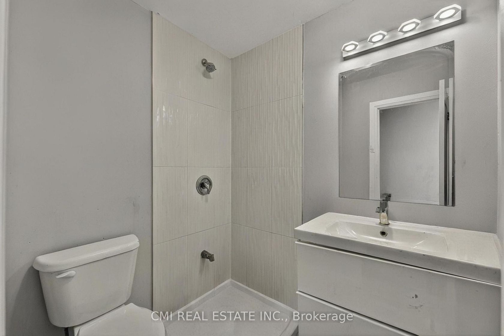 Photo 13 at 20 Jeavons Avenue, Birchmount, Toronto Photo 13 at 20 Jeavons Avenue, Birchmount, Toronto