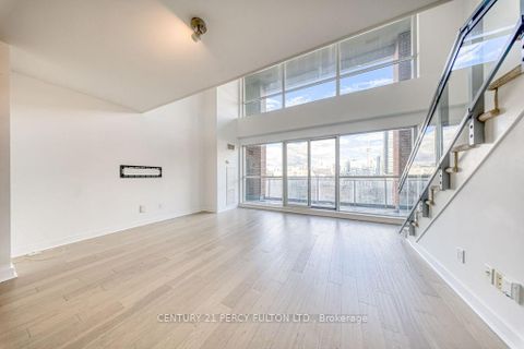Photo 11 at 411 - 80 Western Battery Road, Niagara, Toronto