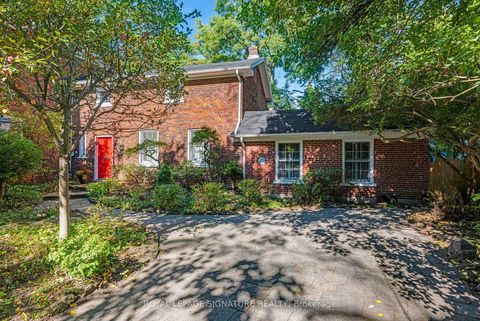 Photo 0 at 22 Beechwood Crescent, Broadview North, Toronto