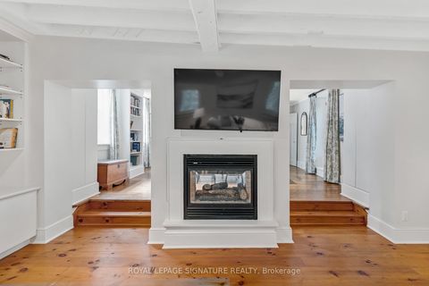 Photo 6 at 22 Beechwood Crescent, Broadview North, Toronto