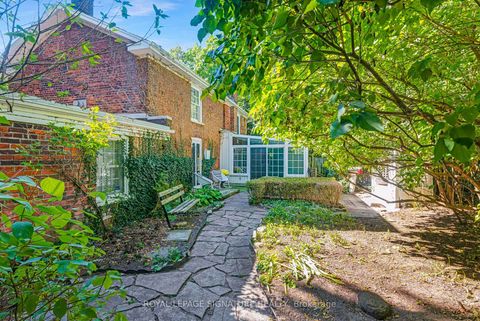 Photo 23 at 22 Beechwood Crescent, Broadview North, Toronto