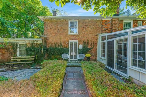 Photo 27 at 22 Beechwood Crescent, Broadview North, Toronto