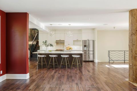 Photo 7 at 2448 Bridge Road, WO West, Oakville