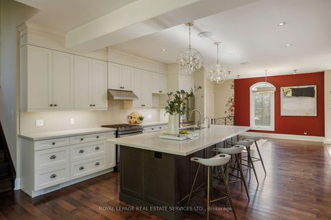 Photo 12 at 2448 Bridge Road, WO West, Oakville