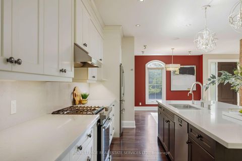 Photo 13 at 2448 Bridge Road, WO West, Oakville