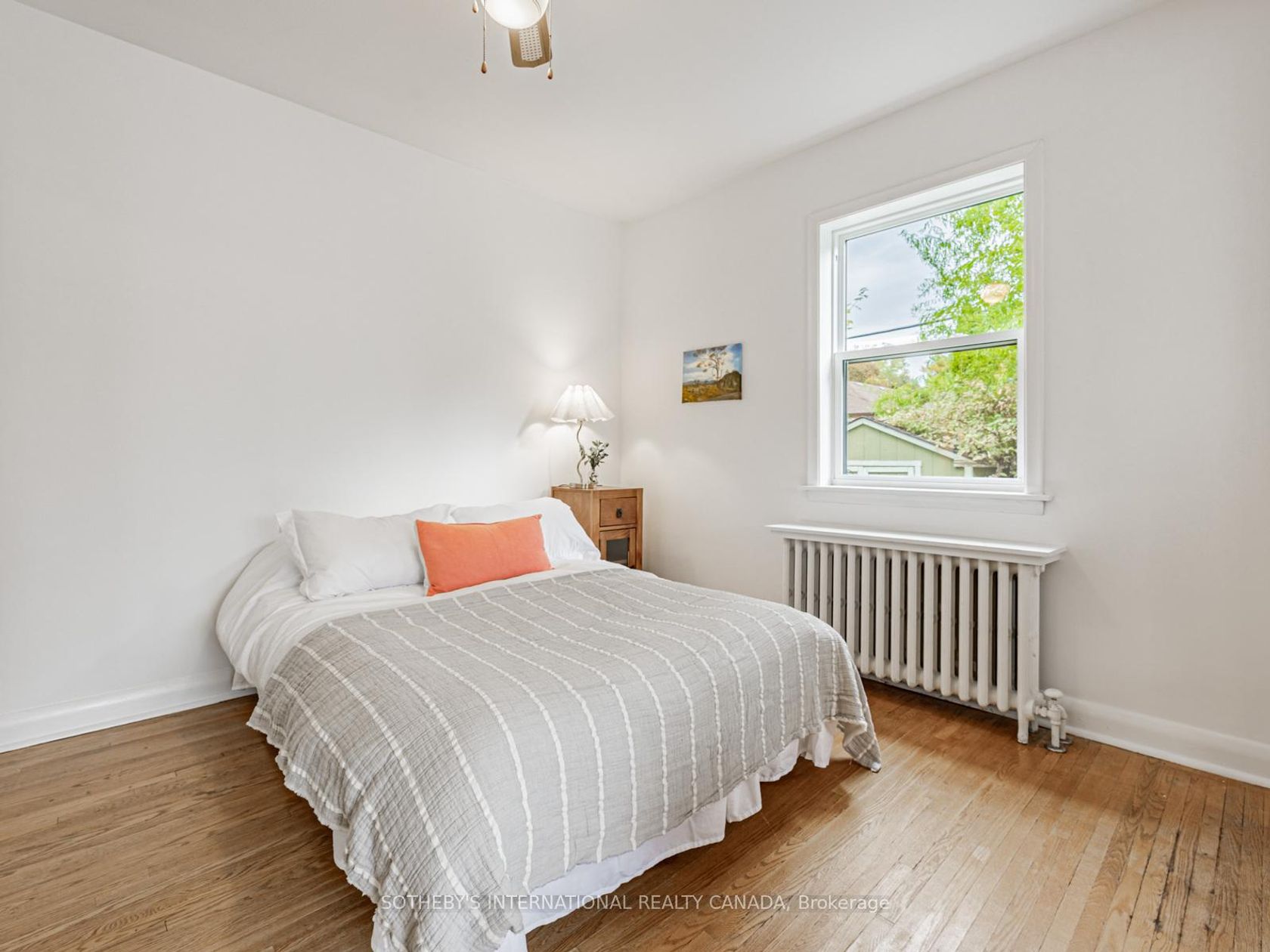 Photo 11 at 21 Tripp Crescent, Dorset Park, Toronto Photo 11 at 21 Tripp Crescent, Dorset Park, Toronto