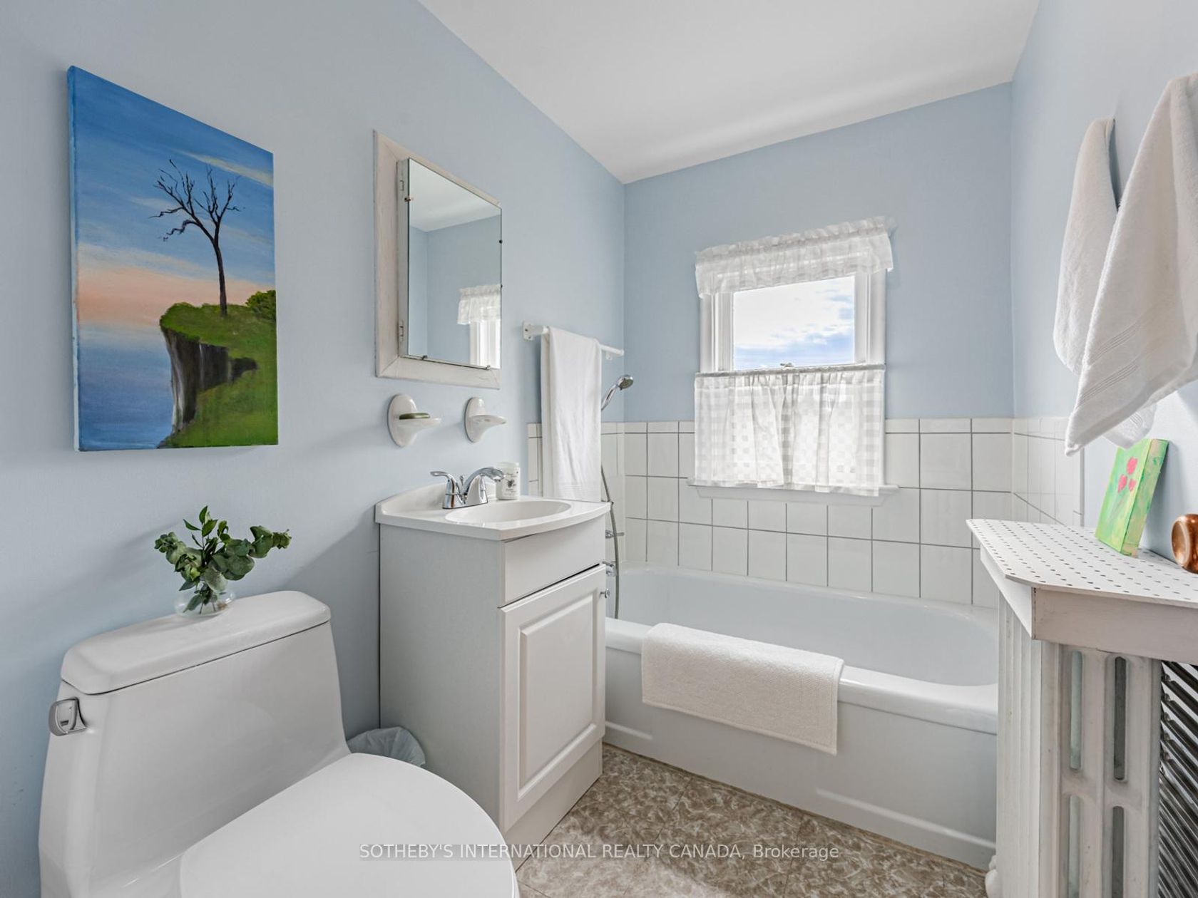Photo 20 at 21 Tripp Crescent, Dorset Park, Toronto Photo 20 at 21 Tripp Crescent, Dorset Park, Toronto