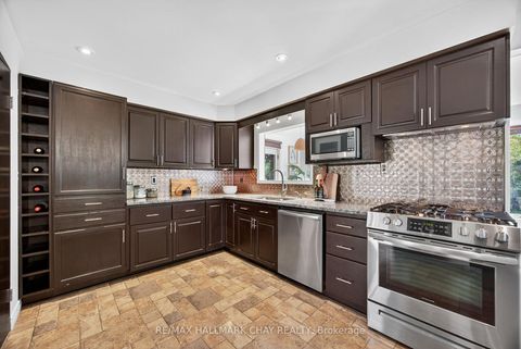 Photo 11 at 209 Newholme Circle, Stroud, Innisfil