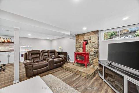 Photo 21 at 209 Newholme Circle, Stroud, Innisfil Photo 21 at 209 Newholme Circle, Stroud, Innisfil