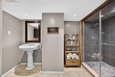 Photo 24 at 209 Newholme Circle, Stroud, Innisfil