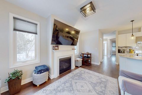 Photo 6 at 157 Mary Street, Creemore, Clearview