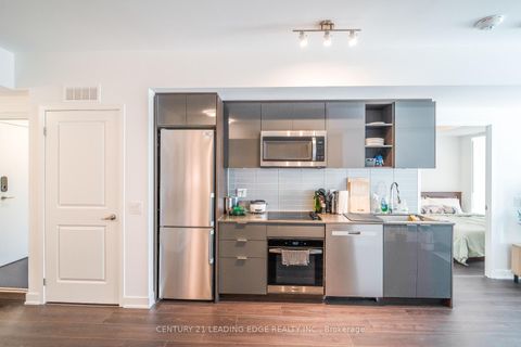 Photo 8 at 712 - 543 RICHMOND Street W, Waterfront Communities C1, Toronto