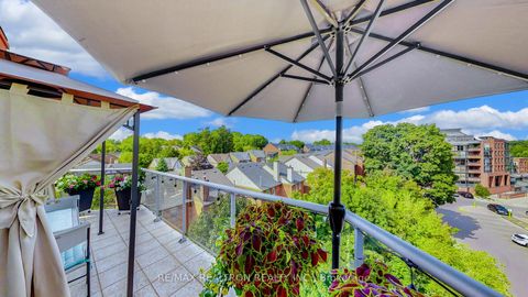 Photo 3 at PH609 - 160 Woodbridge Avenue, West Woodbridge, Vaughan