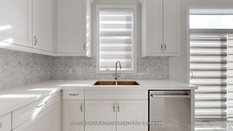 Photo 12 at 34 Carnegie Drive, GO Glenorchy, Oakville