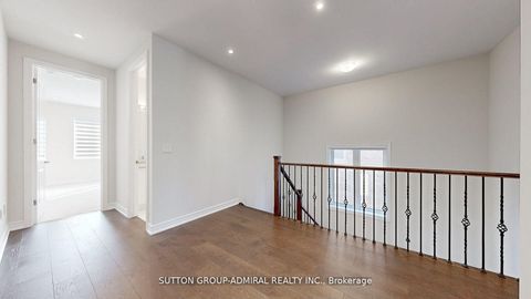 Photo 19 at 34 Carnegie Drive, GO Glenorchy, Oakville