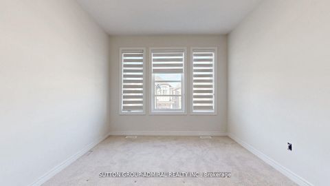 Photo 20 at 34 Carnegie Drive, GO Glenorchy, Oakville